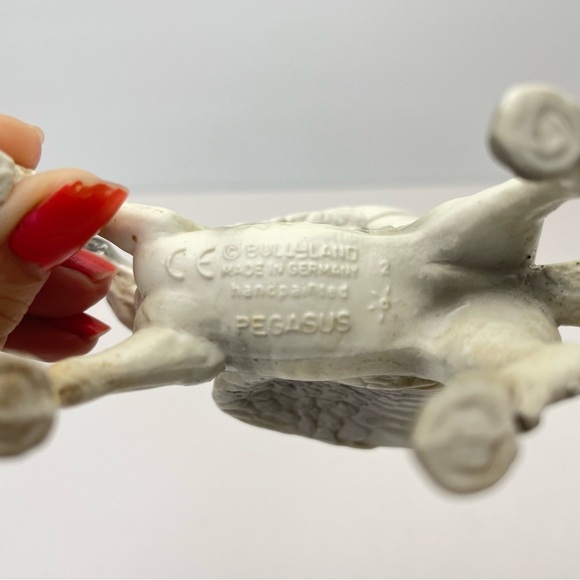 PEGASUS Made in Germany Hand Painted Bullyland - Picture 3 of 8